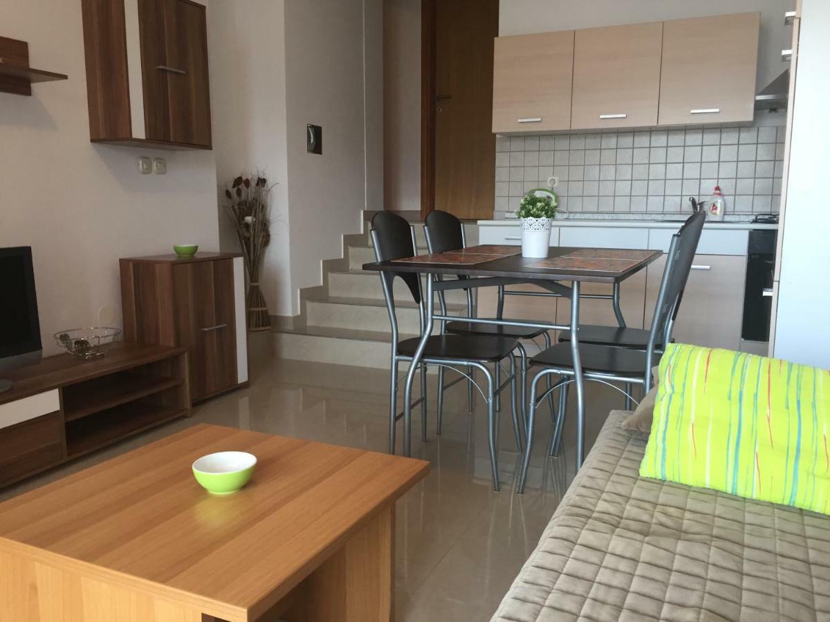 Apartament Aurora *